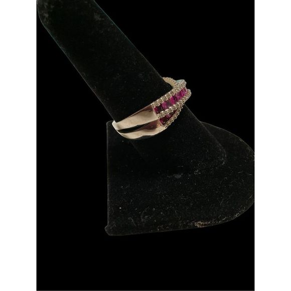 Natural Ruby Diamond Ring - Picture 7 of 13